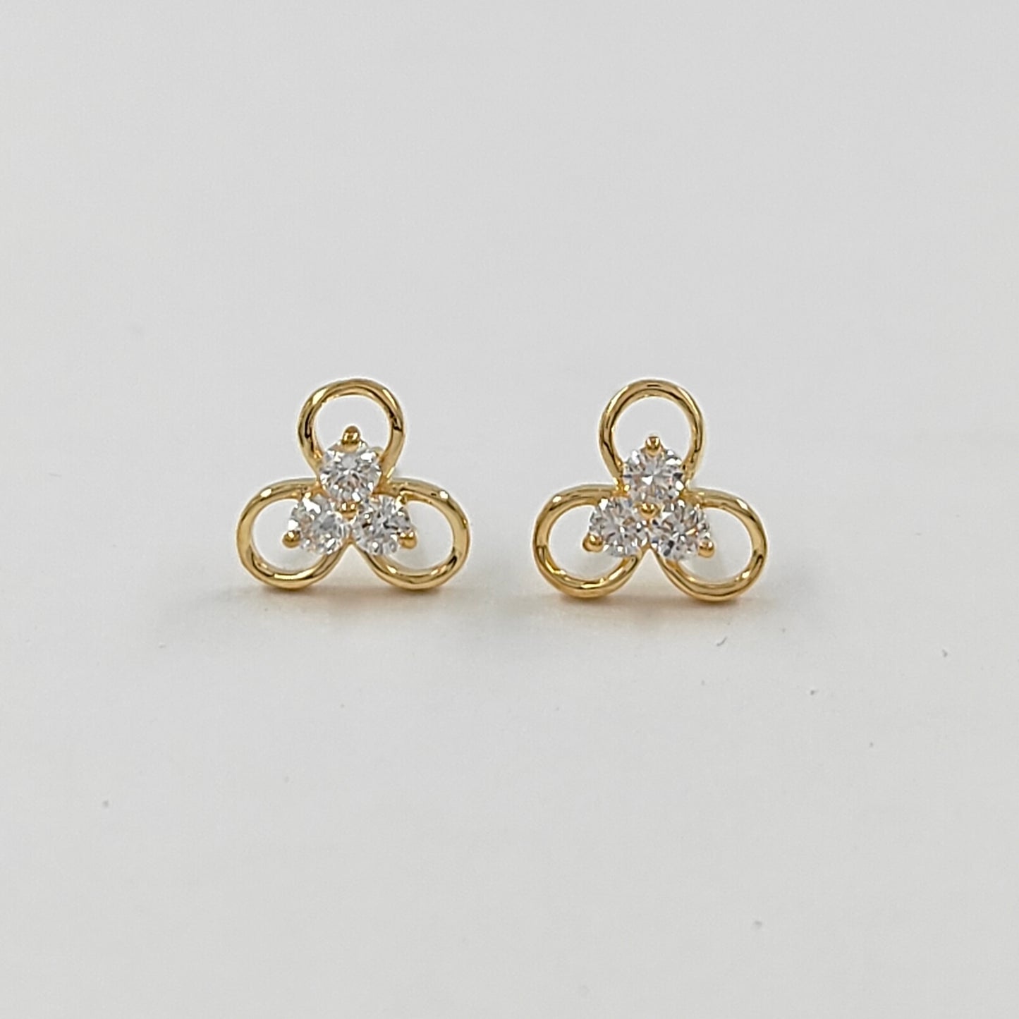 Elowen Bloom Lab Diamond Earrings