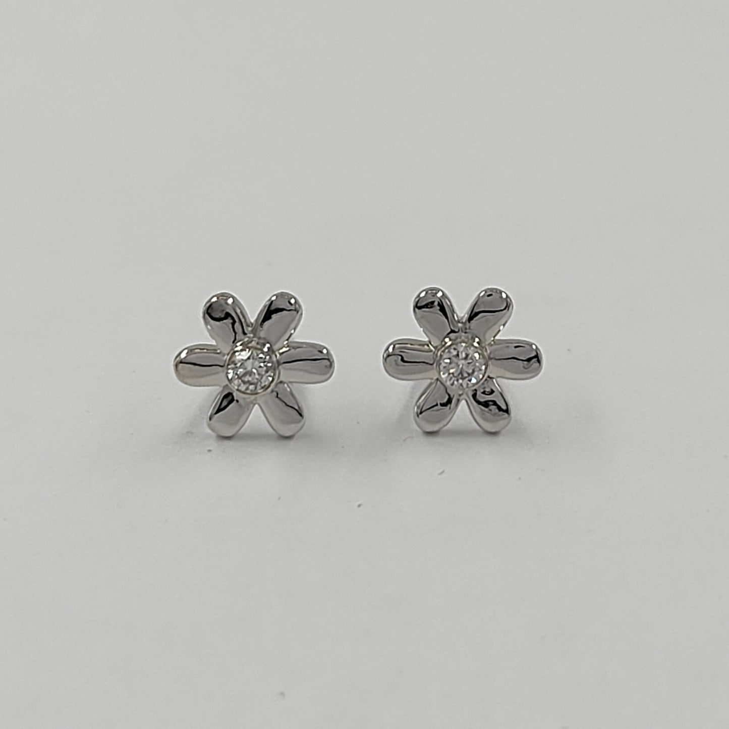 Nargis Dew Lab Diamond Earrings