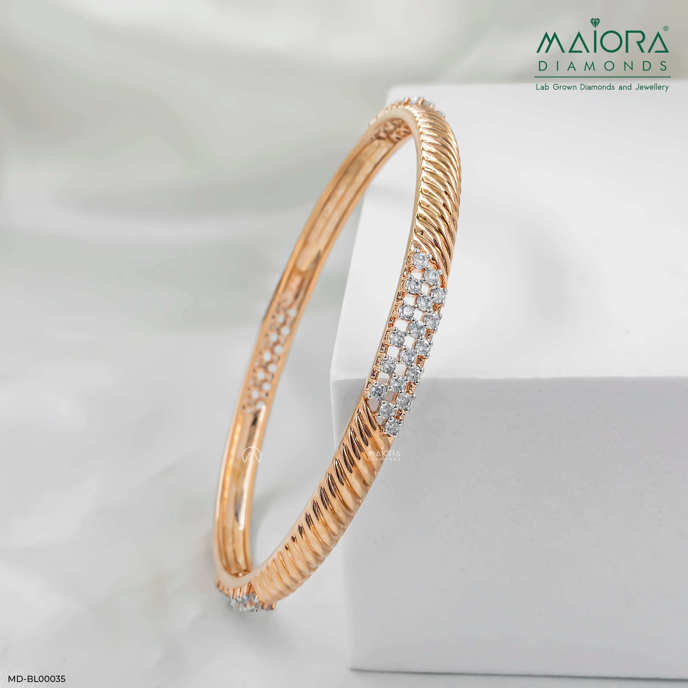 Nirvana Diamond Bangle