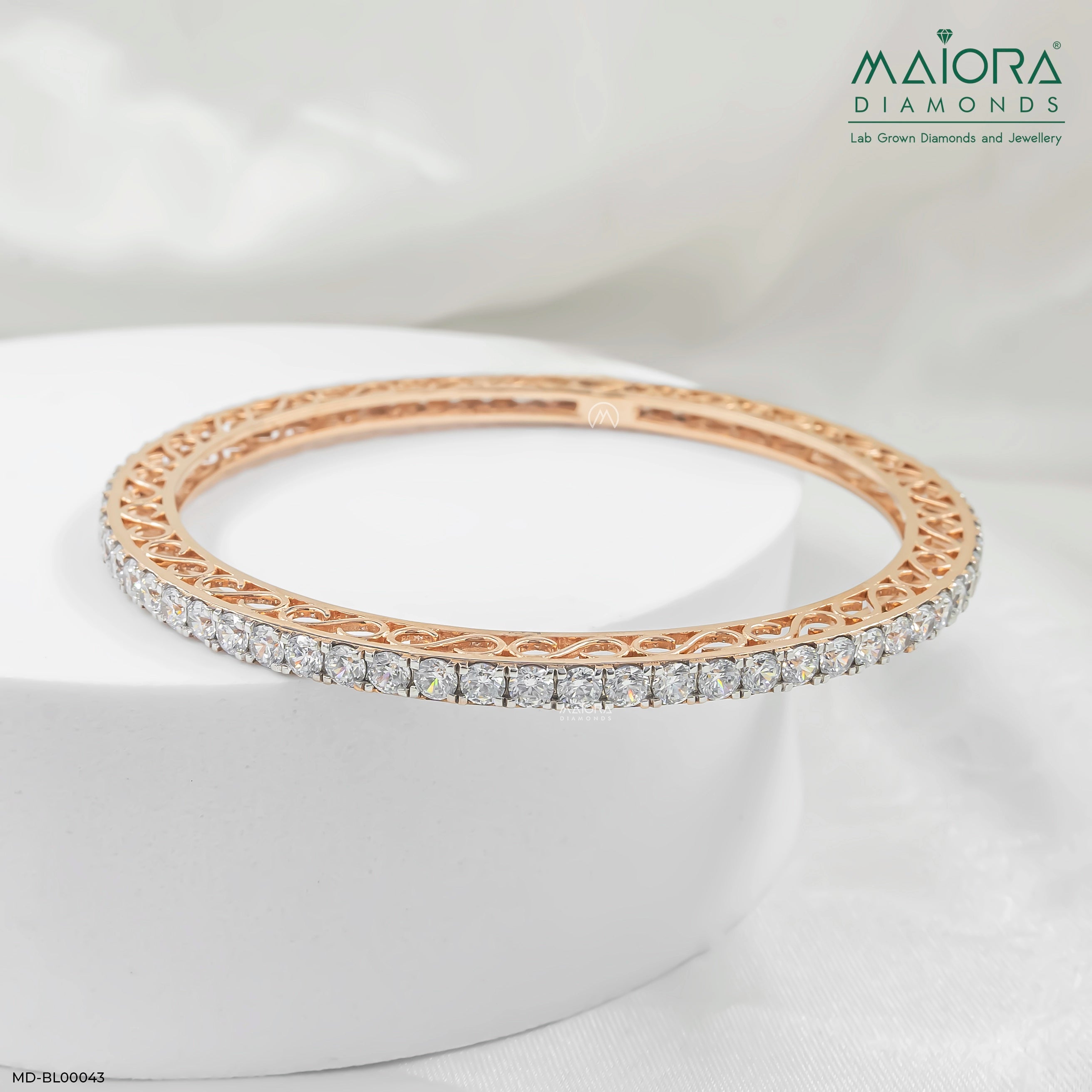 10 Cent Minimal Dazzle Diamond Bangle