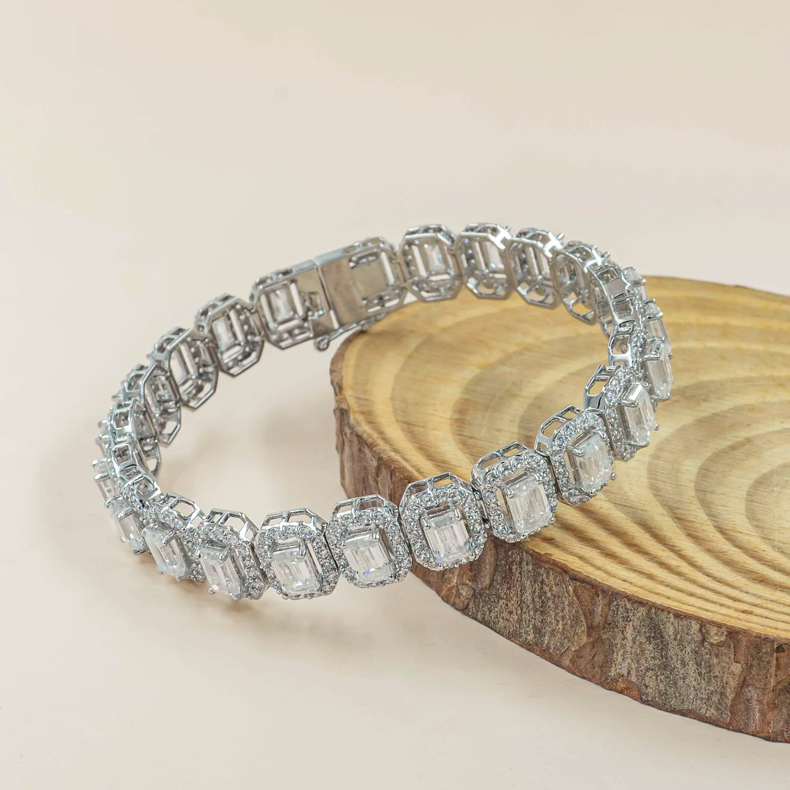 0.50 Carat Emerald Solitaire Tennis Diamond Bracelet
