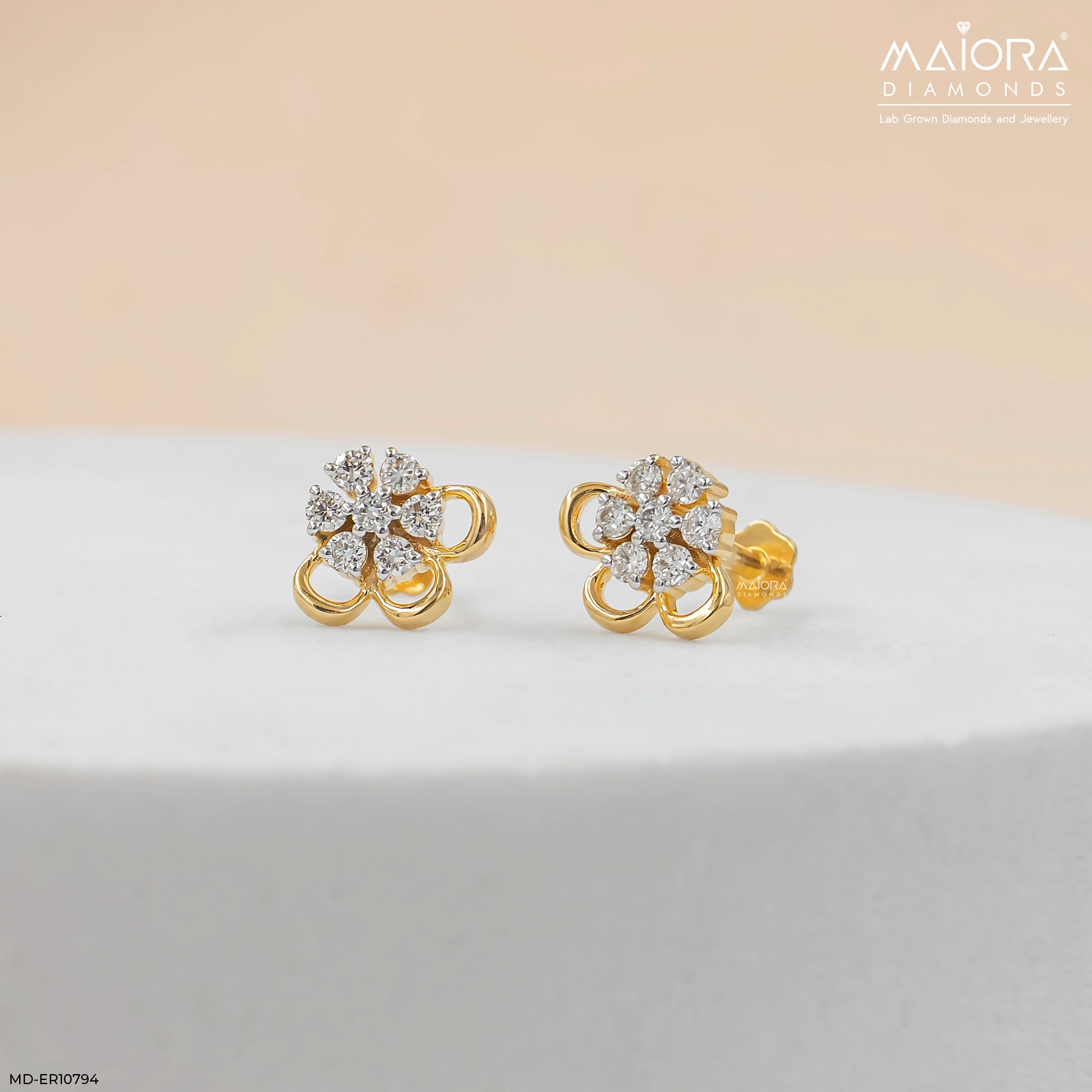 Petal Panel Dimond Studs Earrings