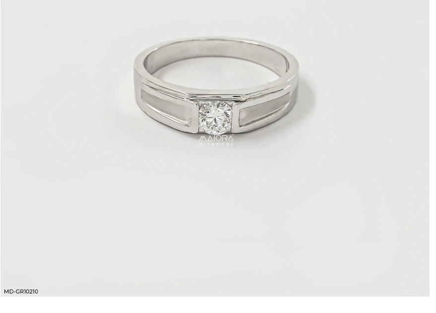 Alluring Crown Diamond Ring
