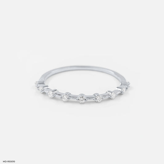 Minimal Lab Diamond Ring